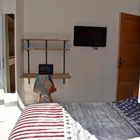 게스트하우스 Coliving Confort- Les Lille-maison Partagee-7 Chambres-5 Sdb-6wc-loos Les Lille *