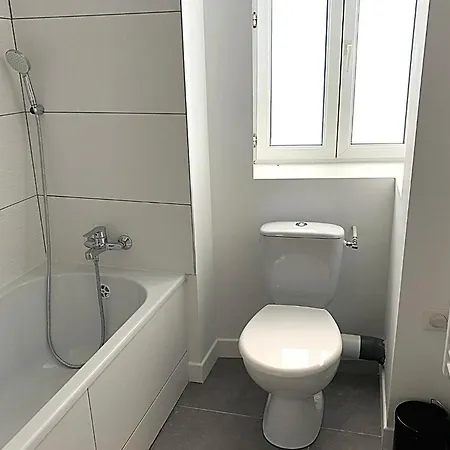 Coliving Confort- Les Lille-maison Partagee-7 Chambres-5 Sdb-6wc-loos Les Lille 게스트하우스 *