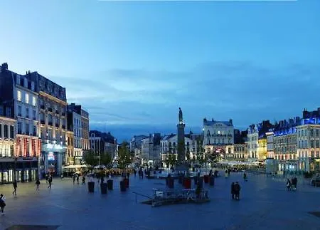 Coliving Confort- Les Lille-maison Partagee-7 Chambres-5 Sdb-6wc-loos Les Lille 게스트하우스