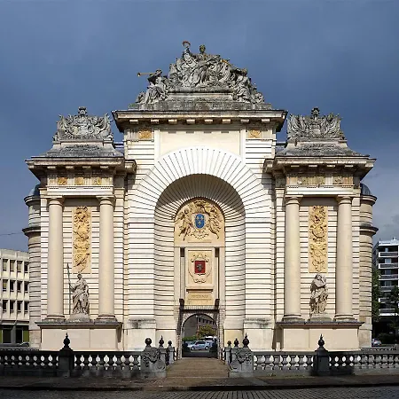 Vendégház Coliving Confort- Les Lille-maison Partagee-7 Chambres-5 Sdb-6wc-loos Les Lille *